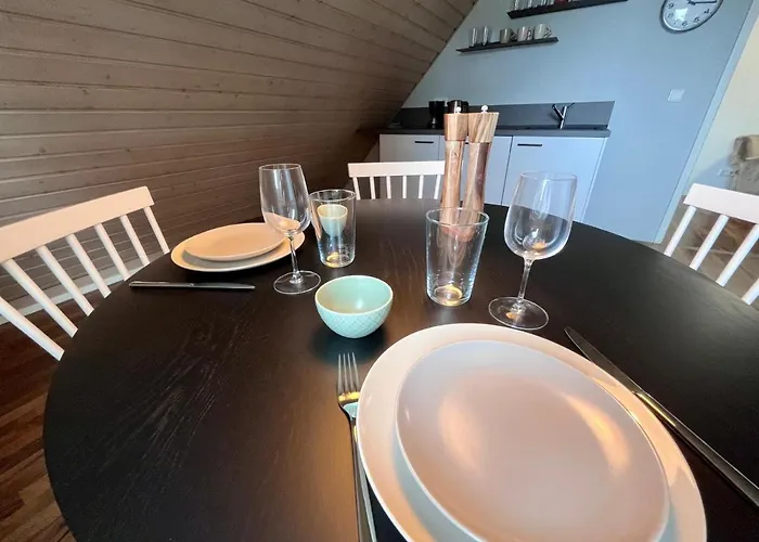 Privat bolig In Gepflegter - In Der Naehe Des Bahnhofs - 3 *